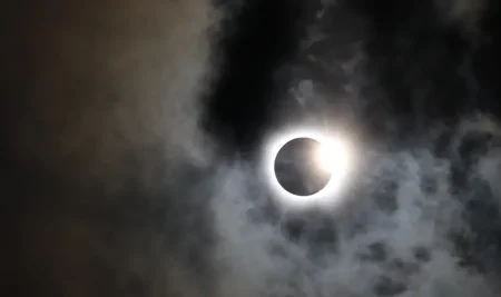 Sole bianco e sole nero